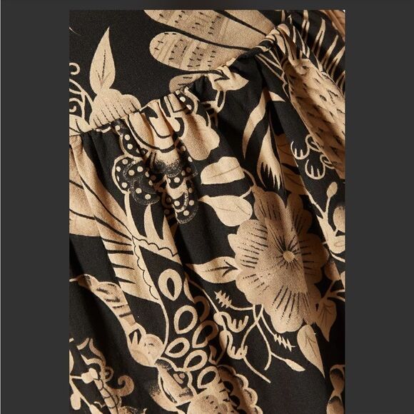 REVOLVE X RUMER - Picture 2 of 3